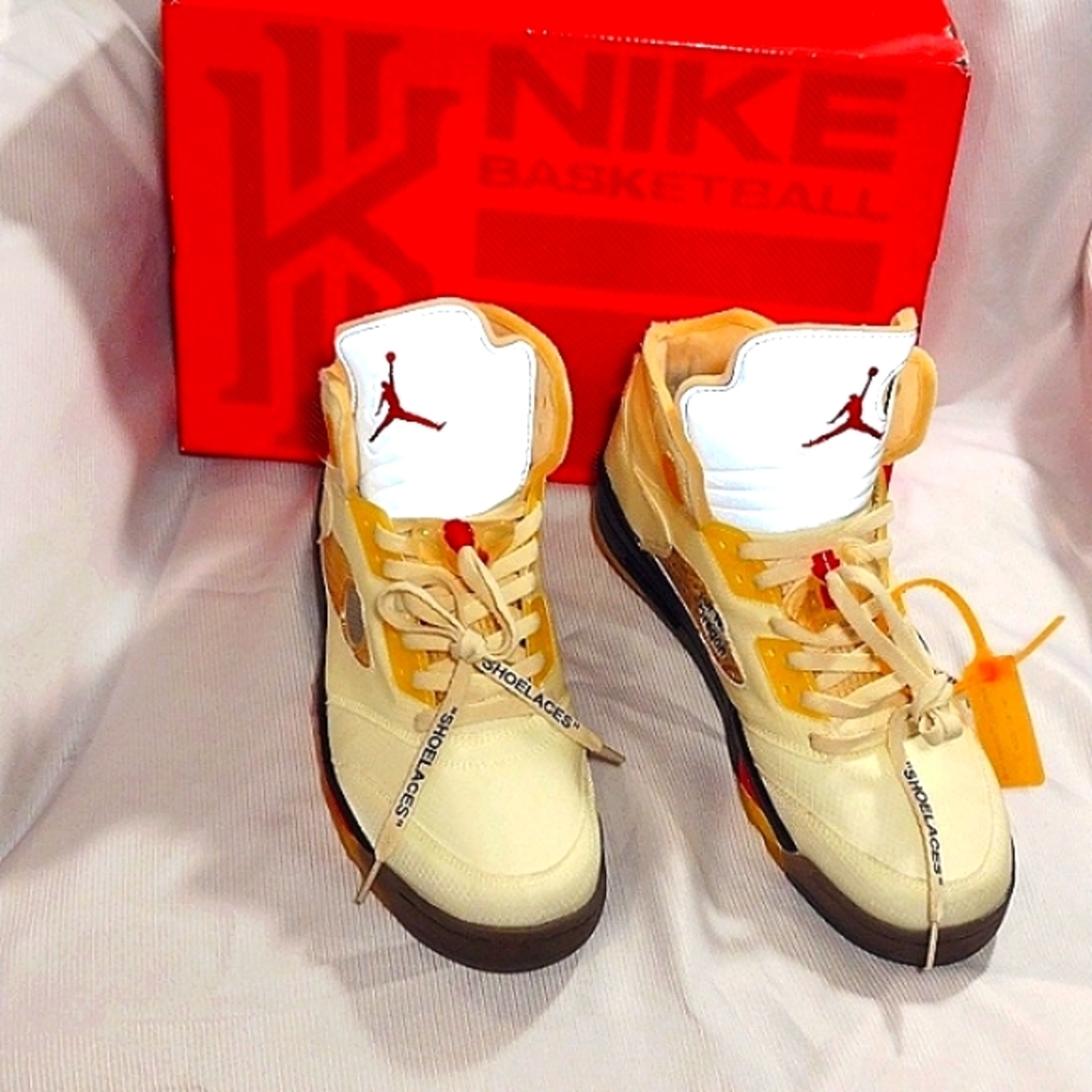 XXXSOLDXXXXAir Jordan 5 Retro X Off White Sail Sneakers - Picture 16 of 16